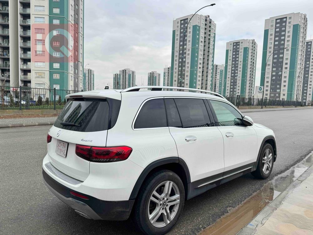 مرسيدس بنز GLB